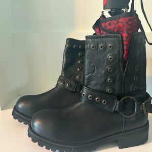 Harley Davidson riding boots